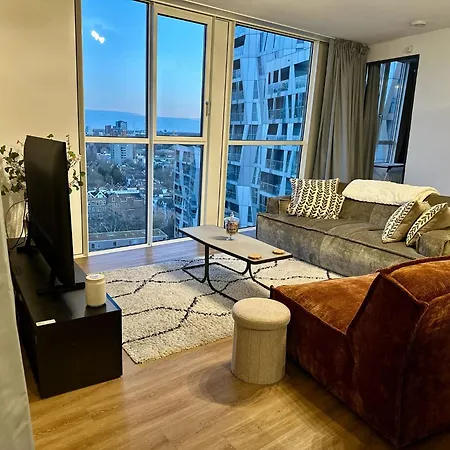 Luxury In The Center *